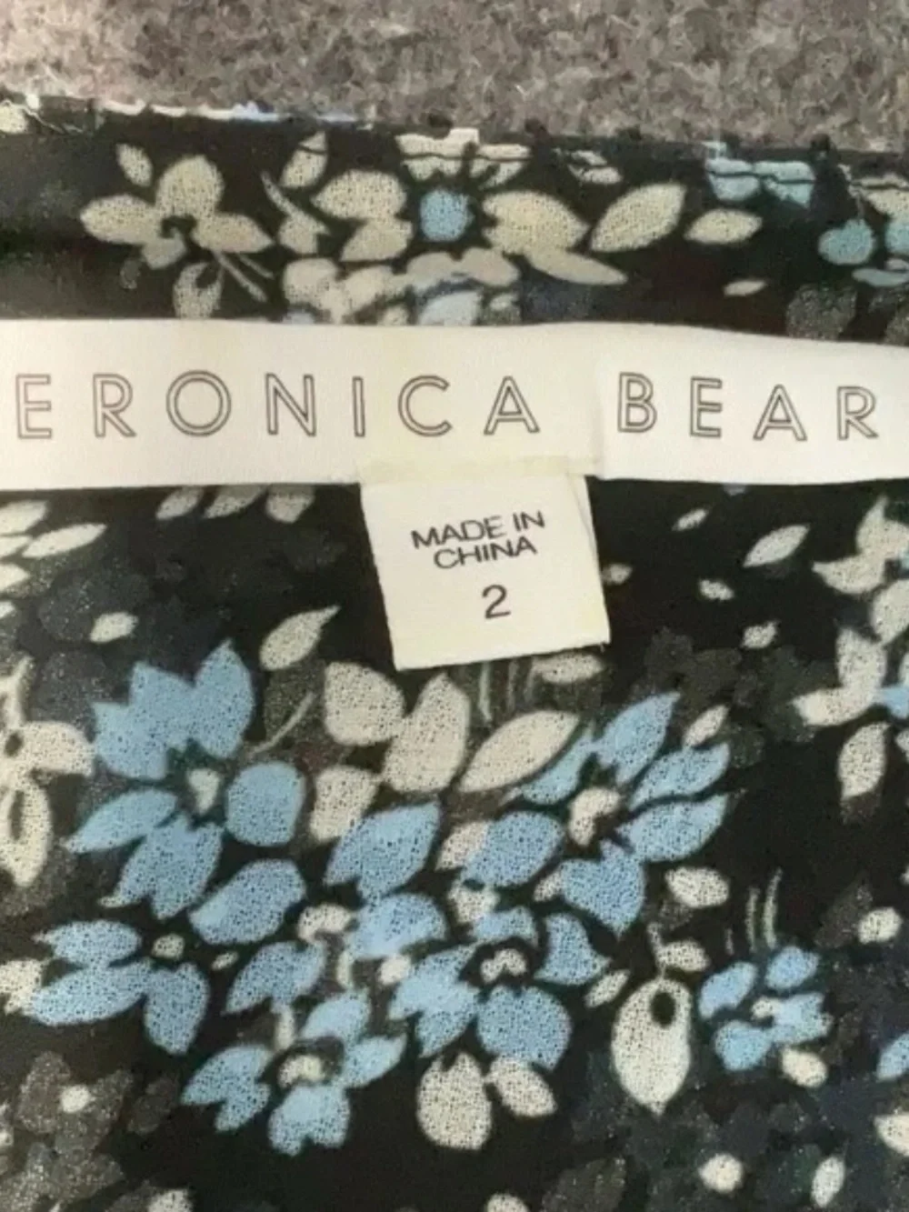 Like New 💖 Veronica Beard Ruffle Hem Flowy Floral Dress - Picture 6 of 6